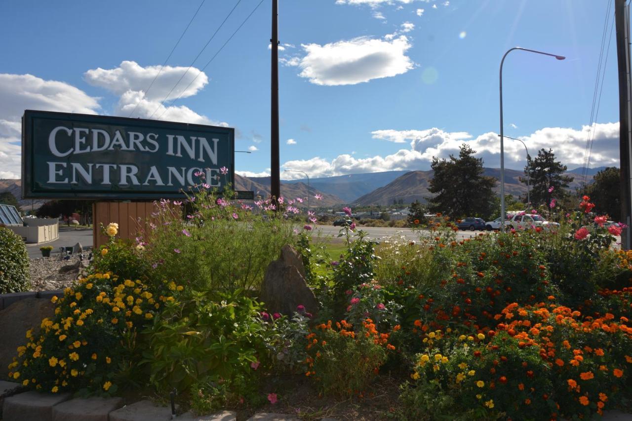 Cedars Inn Wenatchee Εξωτερικό φωτογραφία