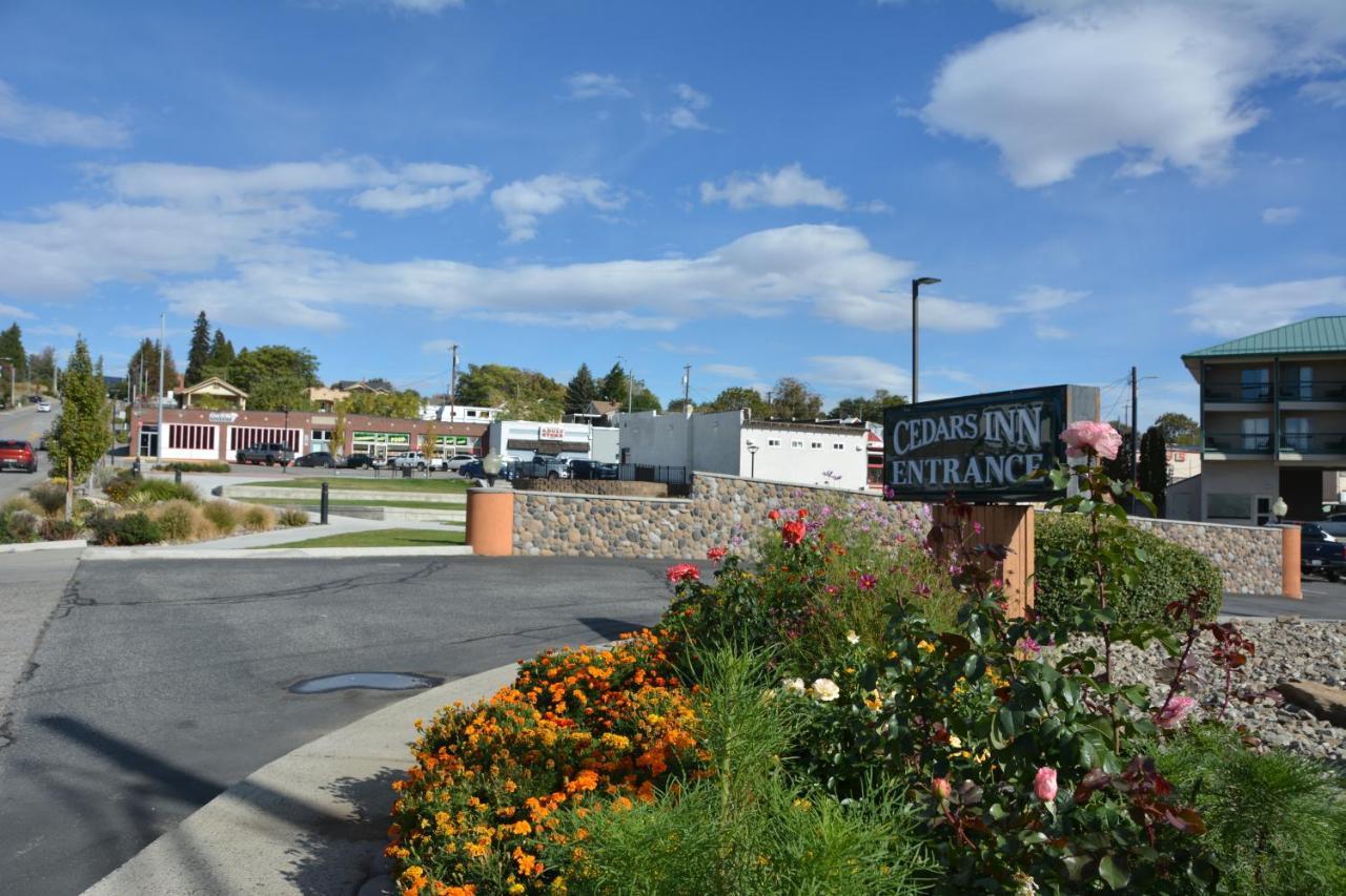 Cedars Inn Wenatchee Εξωτερικό φωτογραφία