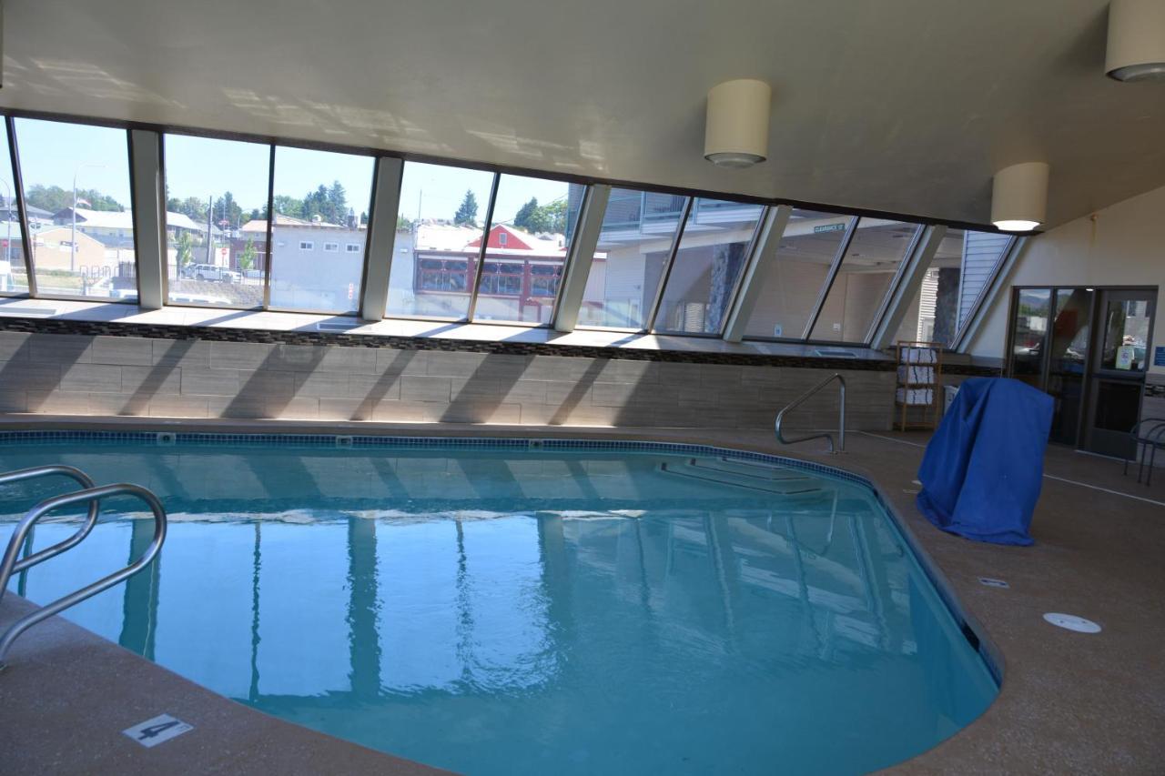 Cedars Inn Wenatchee Εξωτερικό φωτογραφία