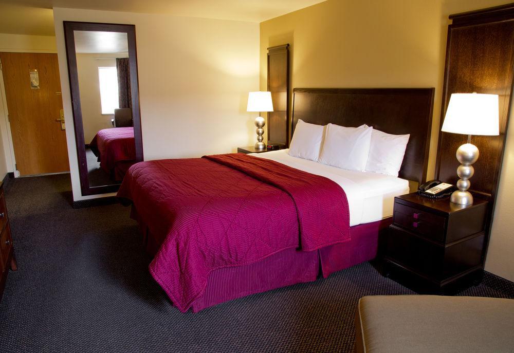 Cedars Inn Wenatchee Εξωτερικό φωτογραφία