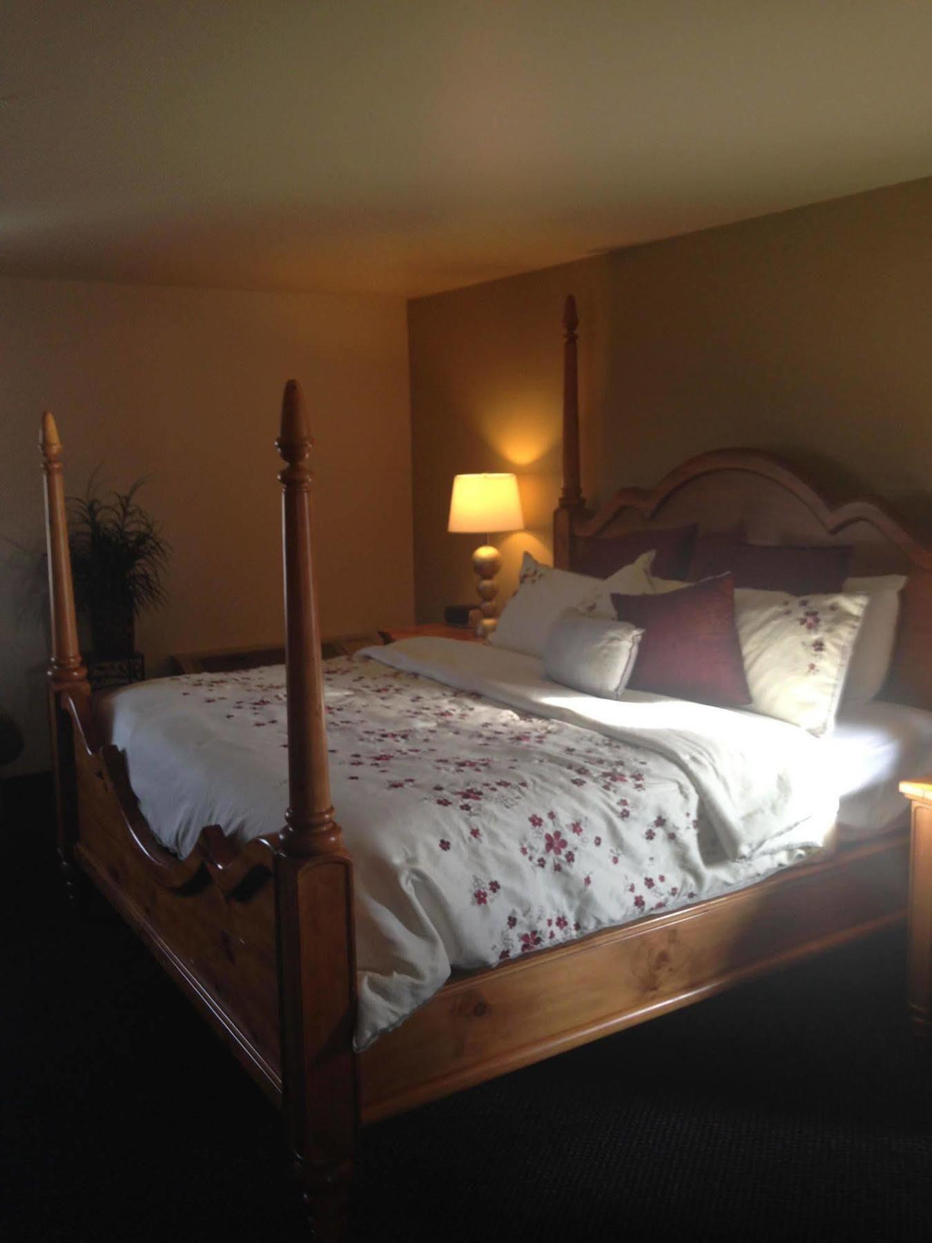 Cedars Inn Wenatchee Εξωτερικό φωτογραφία