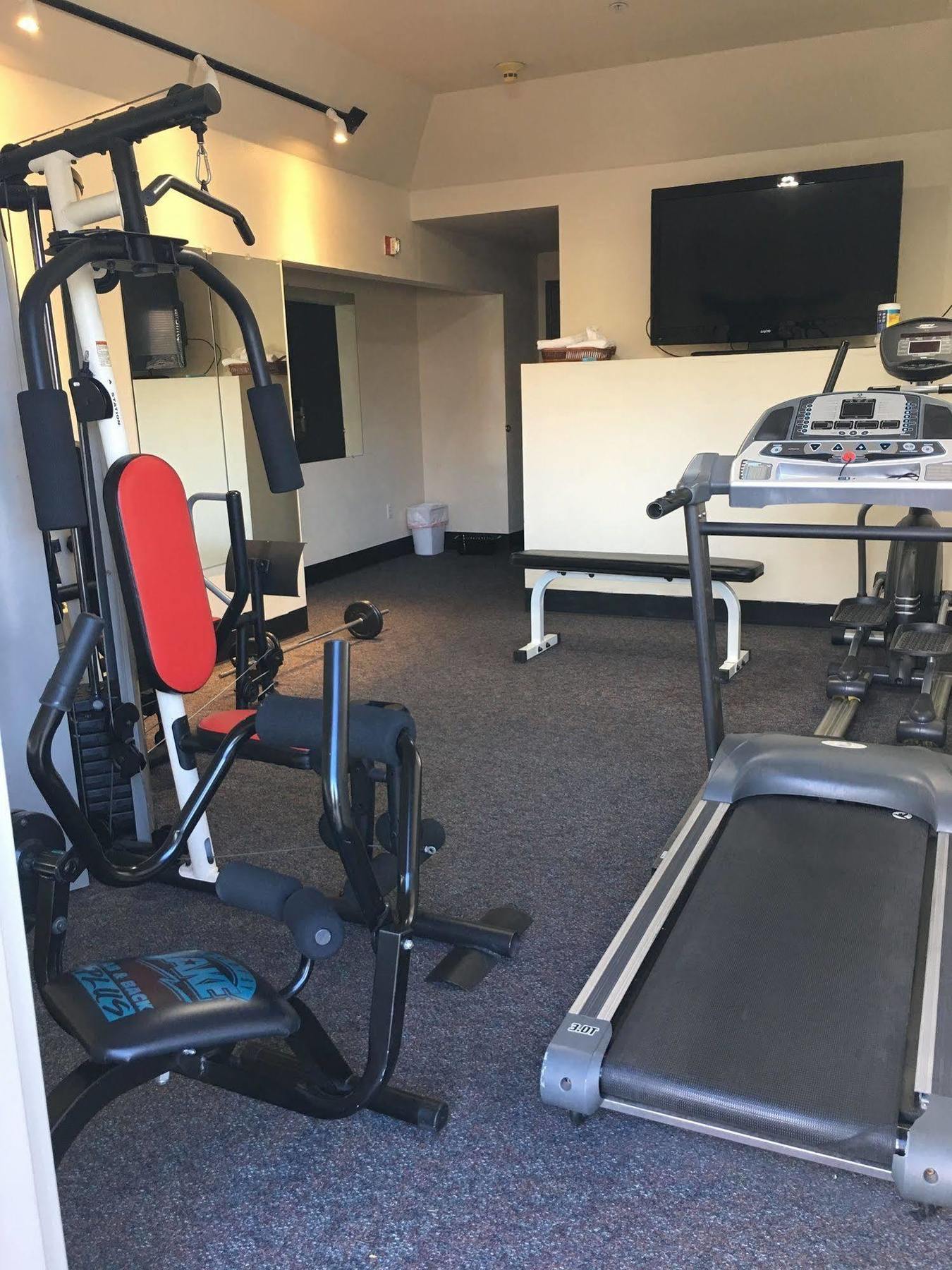 Cedars Inn Wenatchee Εξωτερικό φωτογραφία