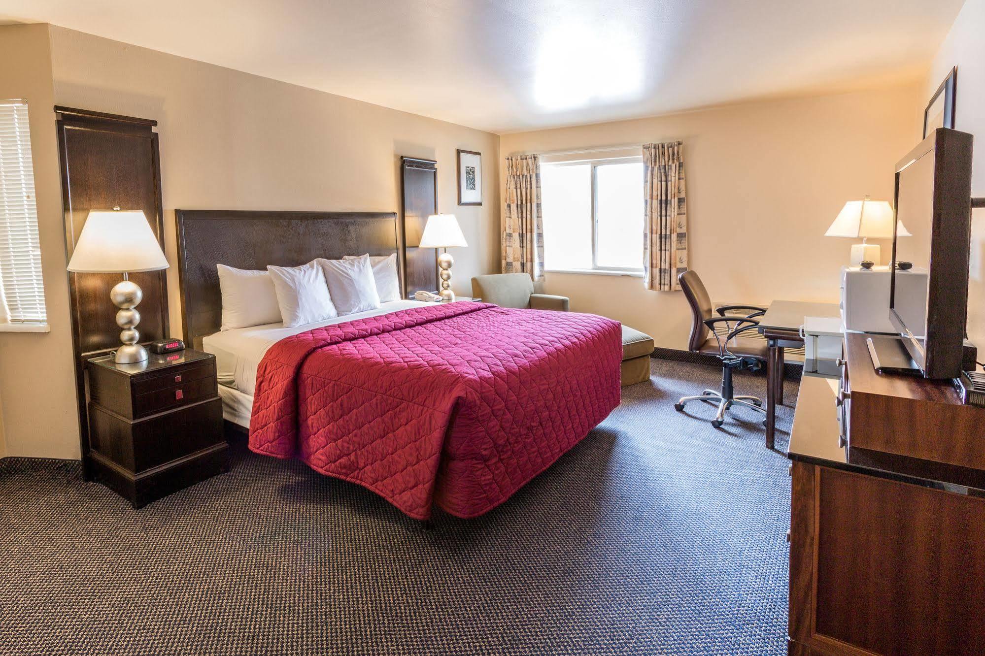 Cedars Inn Wenatchee Εξωτερικό φωτογραφία