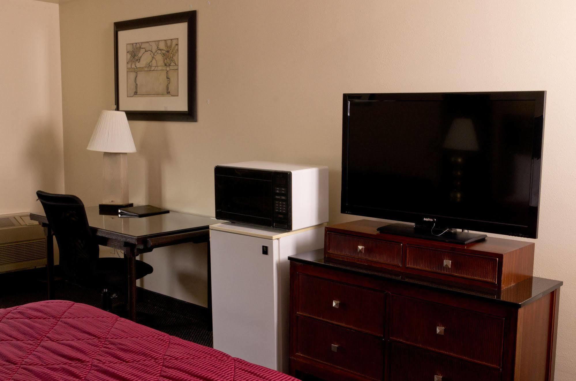 Cedars Inn Wenatchee Εξωτερικό φωτογραφία